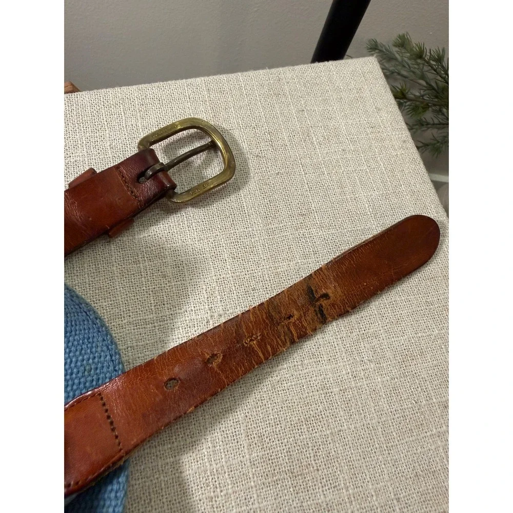 Parrot belt 80s vintage leather accents well loved tropical vacation 38 funky